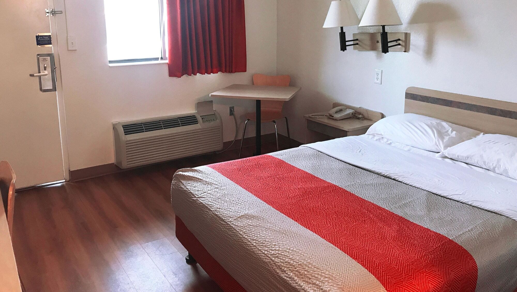 Super 6 Inn & Suites Baton Rouge Dış mekan fotoğraf